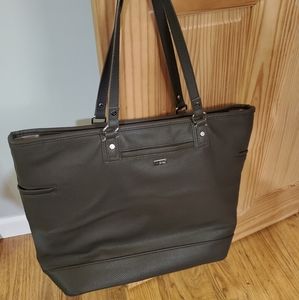 Fashion Editor, Grey, Thirty-One,Gently Used